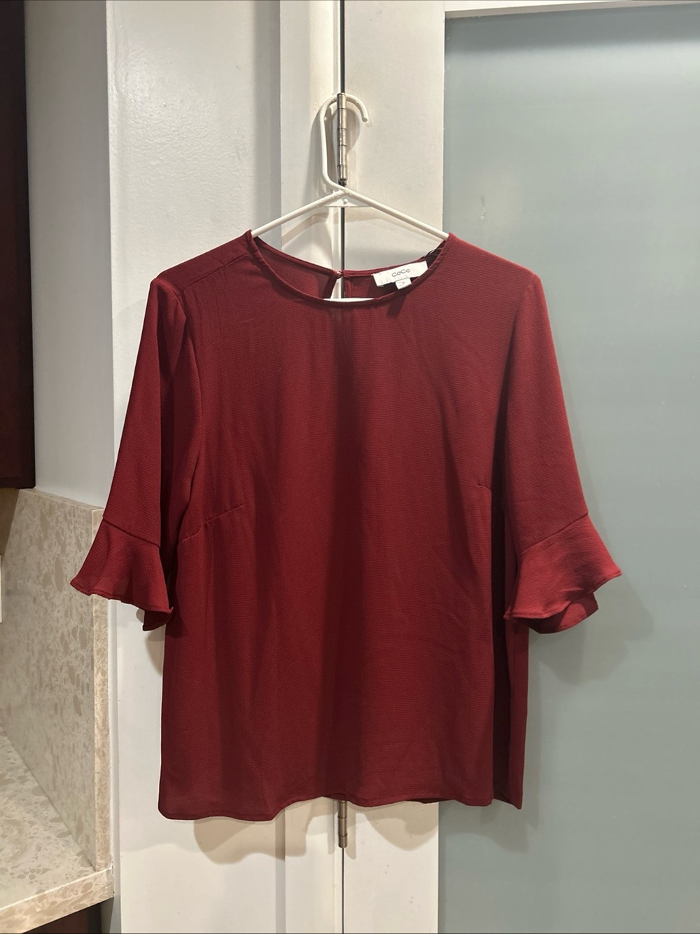 Women’s Medium CeCe Maroon Bell Sleeve Blouse Top M